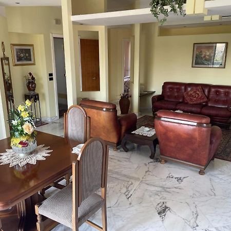 Apartamento Geltrude Avola Exterior foto