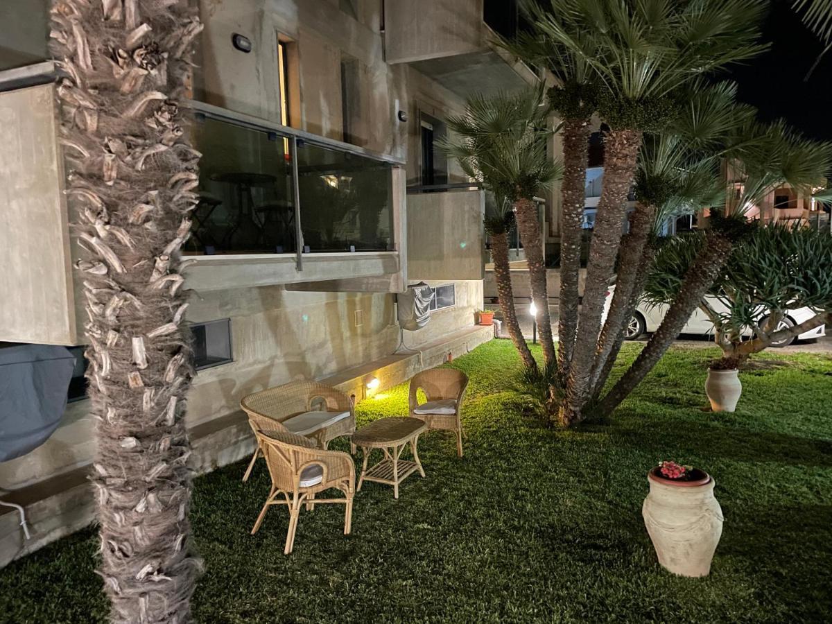 Apartamento Geltrude Avola Exterior foto