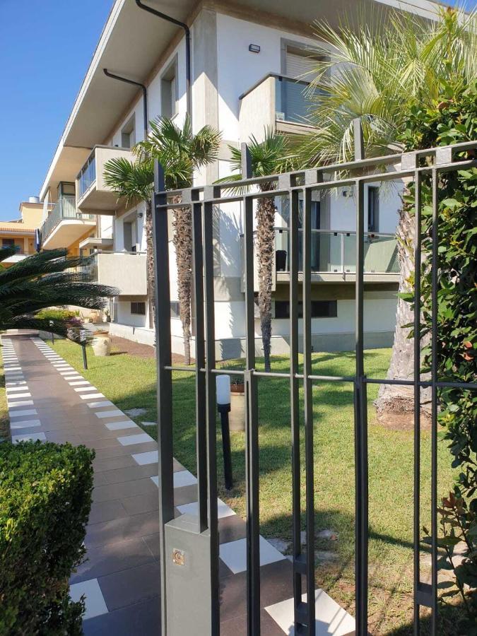 Apartamento Geltrude Avola Exterior foto